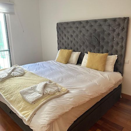 Nice And Modern Flat Near Airport Santa Cruz  Ngoại thất bức ảnh