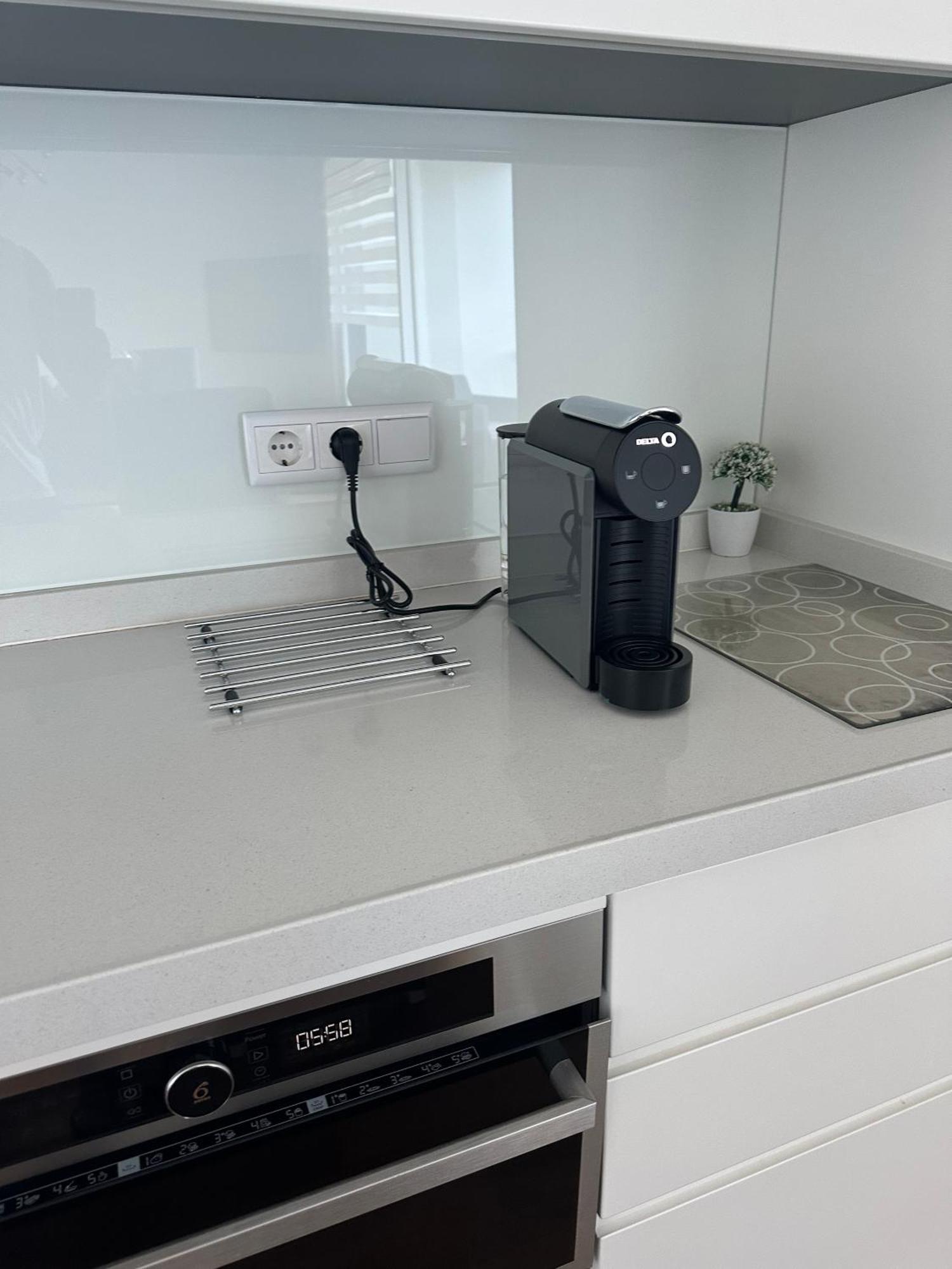 Nice And Modern Flat Near Airport Santa Cruz  Ngoại thất bức ảnh