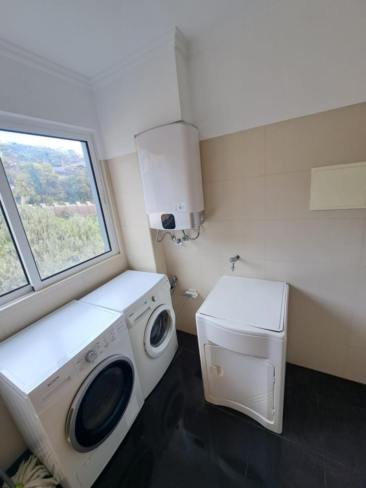 Nice And Modern Flat Near Airport Santa Cruz  Ngoại thất bức ảnh